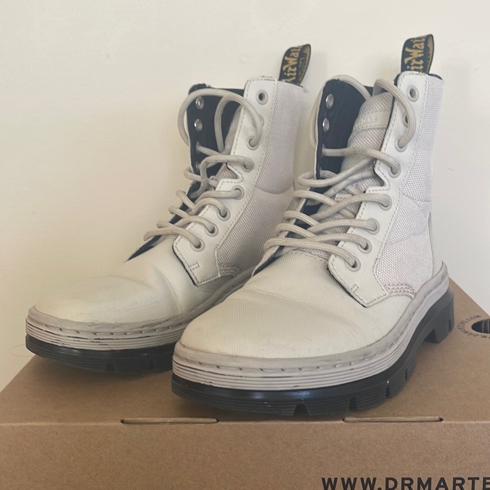 Doc Marten Combs III boots